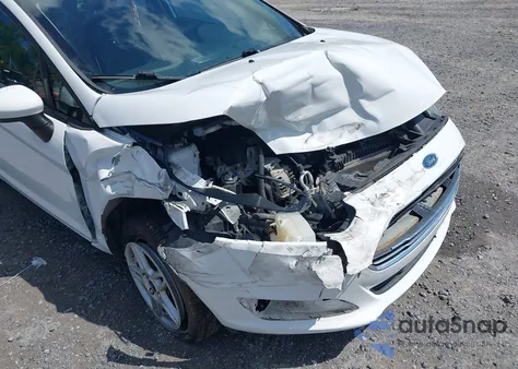 2018 Ford Fiesta Se z USA, uszkodzony, nr VIN 3FADP4BJ9JM117574